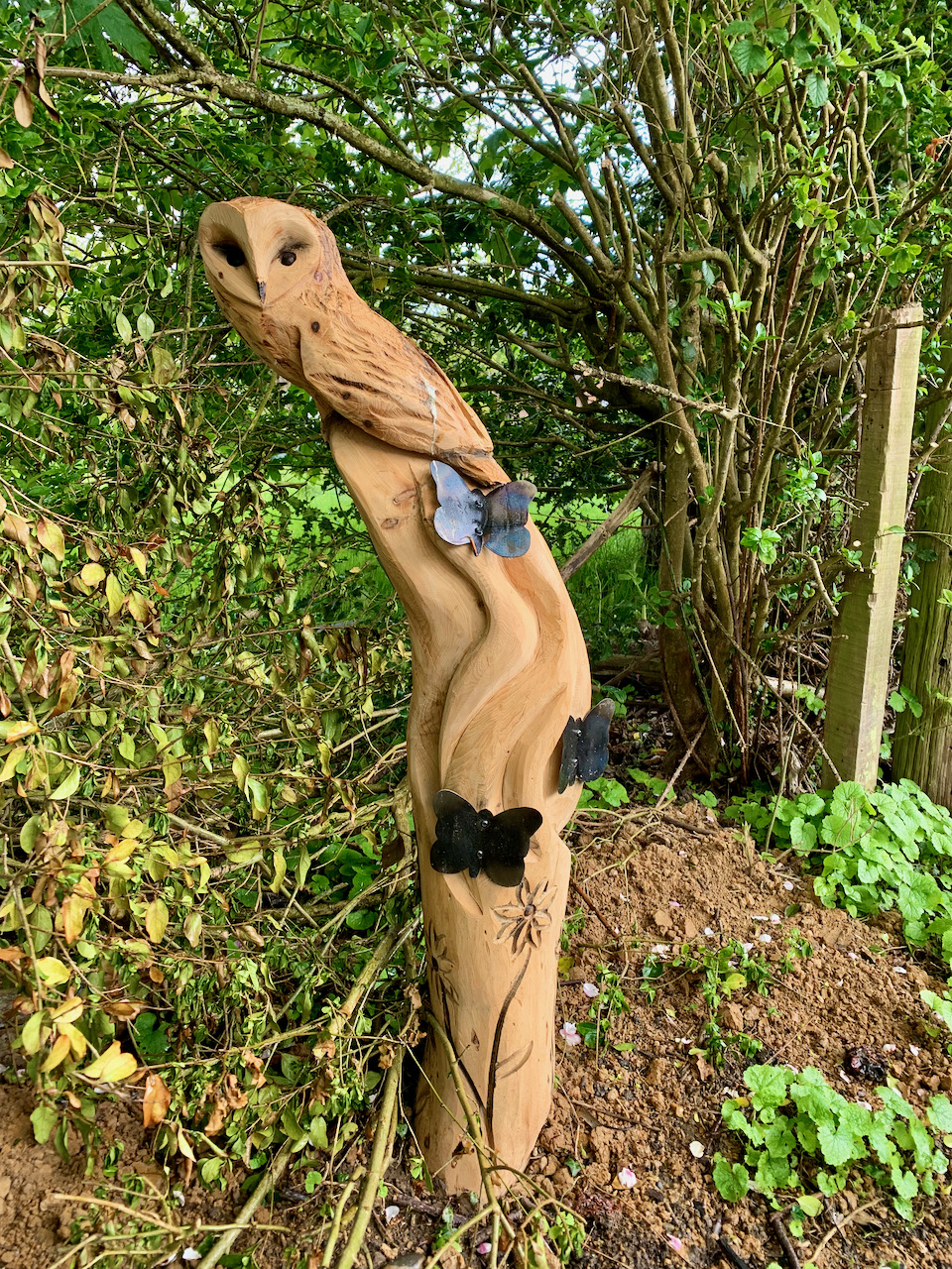 Wooden carving depicting an owl